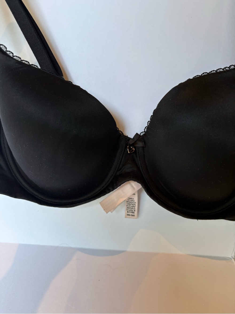 Victoria's Secret Body by Victoria Black Lined demi Bra UW padded Size 38B - Picture 8 of 8